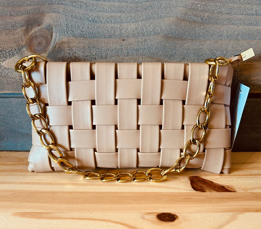 The Woven Clutch