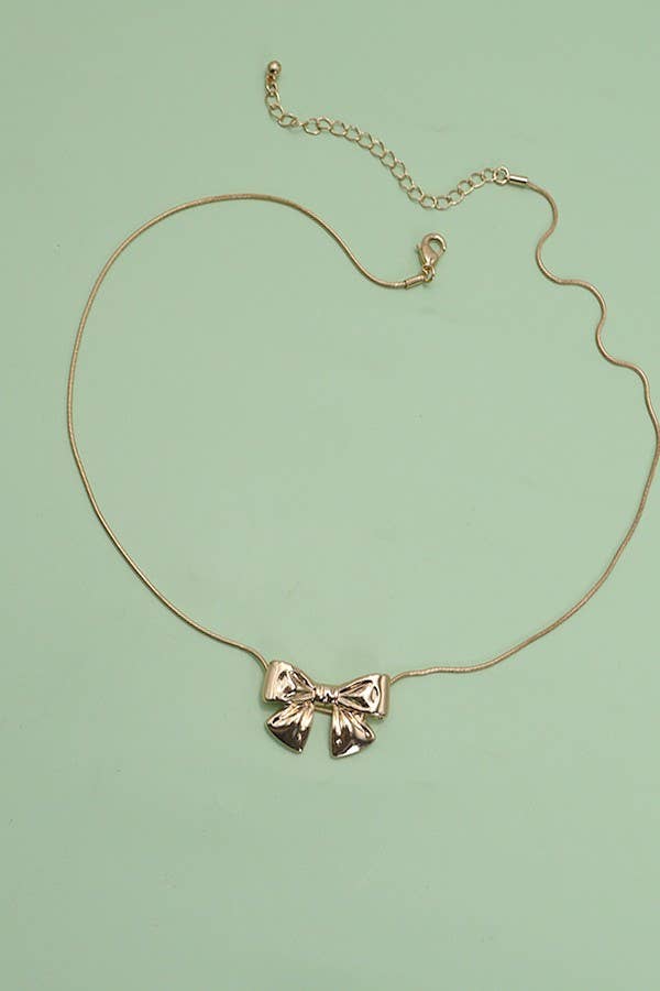 Bow Necklace